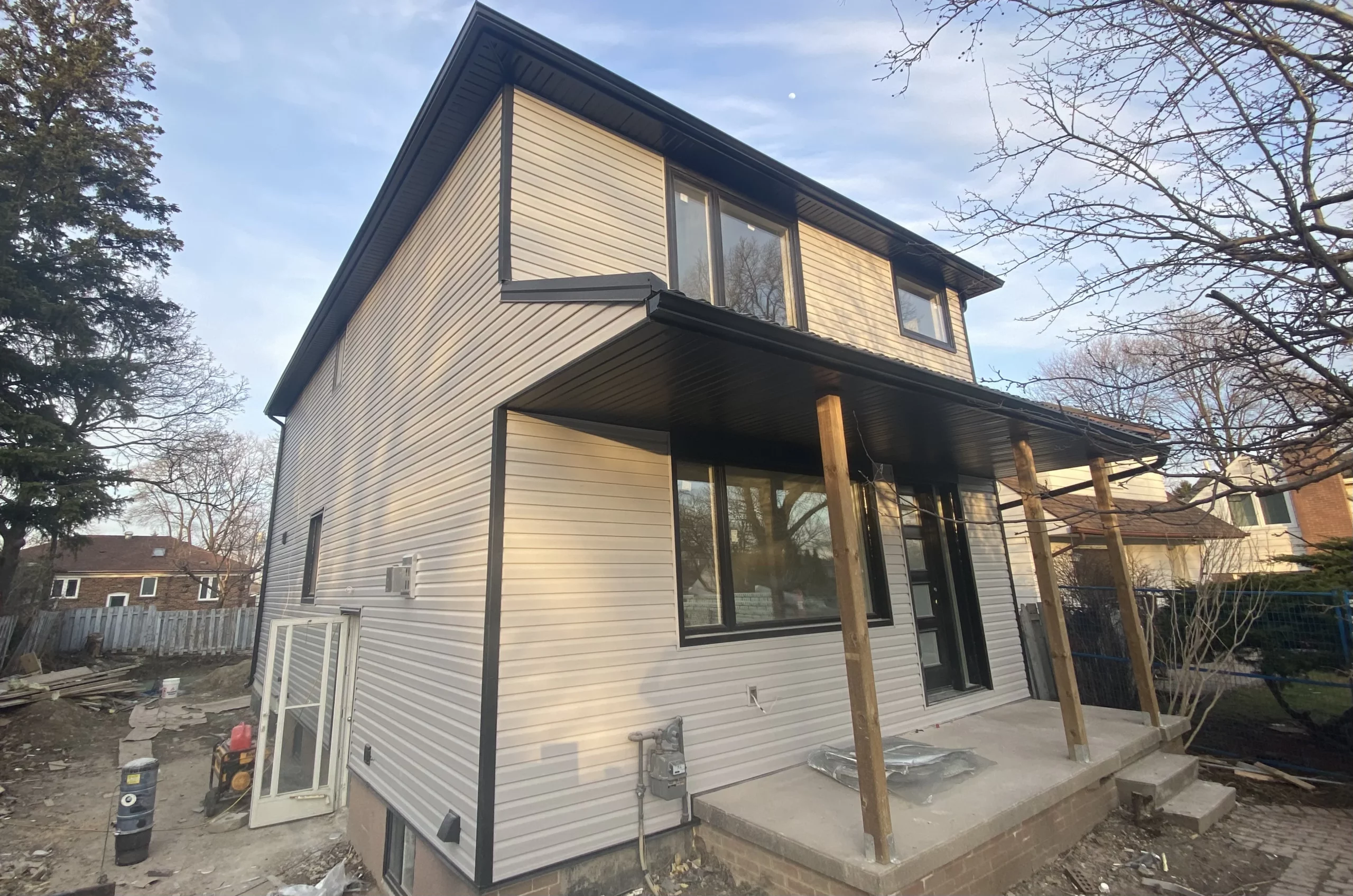 Siding contractors Toronto
